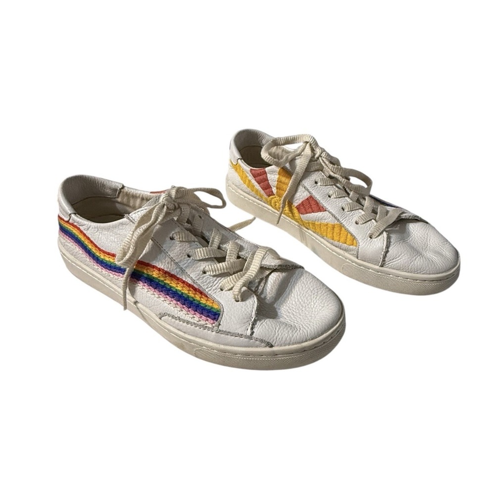 Soludos Women's Leather Rainbow Wave Embroidered "Good Vibes" Sneakers Sz 9